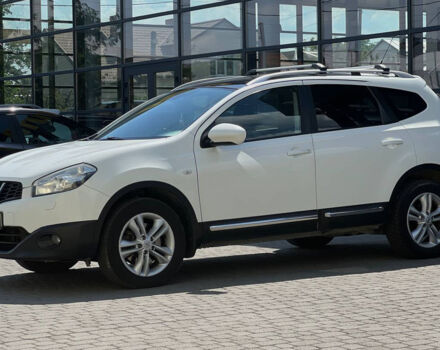 Белый Ниссан Кашкай 2, объемом двигателя 2 л и пробегом 269 тыс. км за 11900 $, фото 2 на Automoto.ua