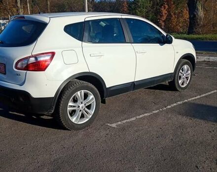 Белый Ниссан Кашкай 2, объемом двигателя 1.5 л и пробегом 143 тыс. км за 11200 $, фото 12 на Automoto.ua