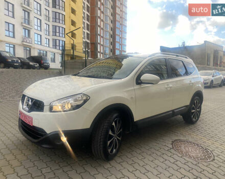 Белый Ниссан Кашкай 2, объемом двигателя 1.6 л и пробегом 198 тыс. км за 10999 $, фото 4 на Automoto.ua