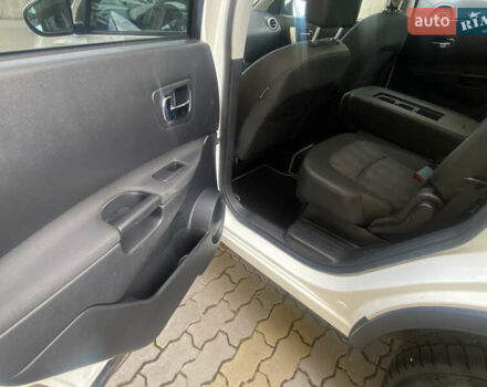 Белый Ниссан Кашкай 2, объемом двигателя 1.6 л и пробегом 198 тыс. км за 10999 $, фото 16 на Automoto.ua