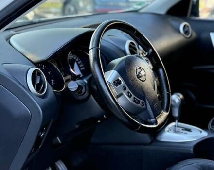 Білий Ніссан Кашкай 2, об'ємом двигуна 2 л та пробігом 215 тис. км за 12500 $, фото 29 на Automoto.ua