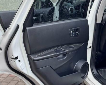 Білий Ніссан Кашкай 2, об'ємом двигуна 1.6 л та пробігом 263 тис. км за 12450 $, фото 29 на Automoto.ua