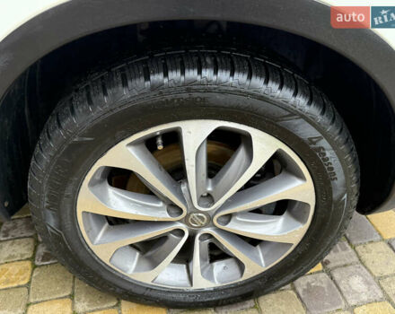 Белый Ниссан Кашкай 2, объемом двигателя 1.6 л и пробегом 220 тыс. км за 10650 $, фото 23 на Automoto.ua