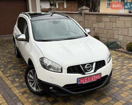 Белый Ниссан Кашкай 2, объемом двигателя 1.6 л и пробегом 220 тыс. км за 10650 $, фото 3 на Automoto.ua