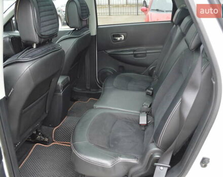 Белый Ниссан Кашкай 2, объемом двигателя 1.6 л и пробегом 346 тыс. км за 11500 $, фото 15 на Automoto.ua