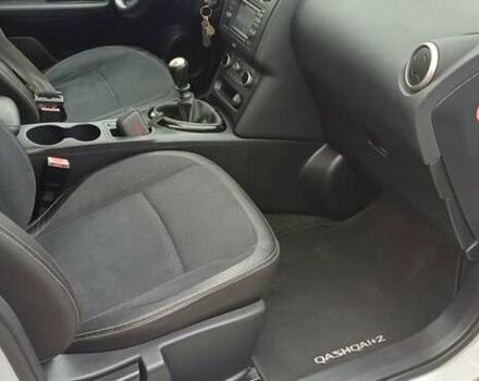 Ниссан Кашкай 2 2013 в Чернигове на Automoto.ua Белый Ниссан Кашкай 2, объемом двигателя 1.6 л и пробегом 230 тыс. км за 13650 $, фото 24 на Automoto.ua