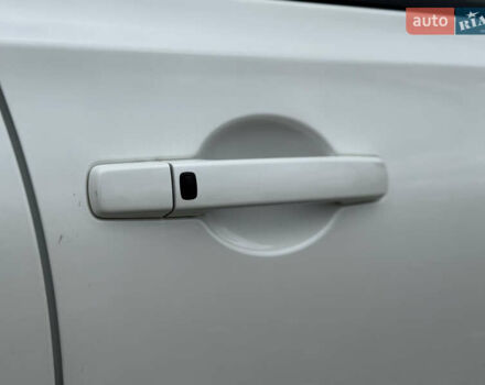 Ниссан Кашкай 2 2013 в Ровно на Automoto.ua Белый Ниссан Кашкай 2, объемом двигателя 1.6 л и пробегом 213 тыс. км за 12800 $, фото 36 на Automoto.ua