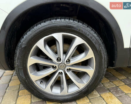 Белый Ниссан Кашкай 2, объемом двигателя 1.6 л и пробегом 220 тыс. км за 10650 $, фото 46 на Automoto.ua