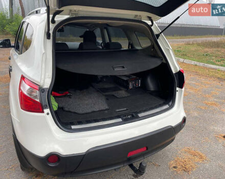 Ниссан Кашкай 2 2013 в Новых Санжарах на Automoto.ua Белый Ниссан Кашкай 2, объемом двигателя 1.5 л и пробегом 307 тыс. км за 10000 $, фото 7 на Automoto.ua