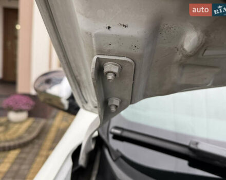 Белый Ниссан Кашкай 2, объемом двигателя 1.6 л и пробегом 220 тыс. км за 10650 $, фото 64 на Automoto.ua