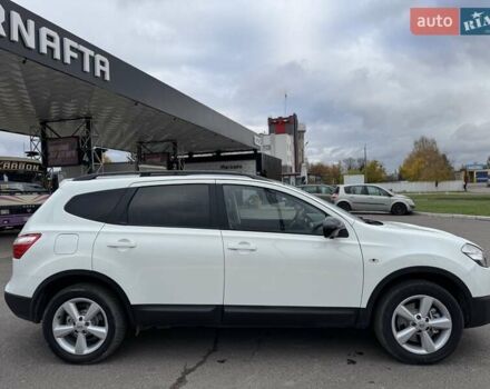 Ниссан Кашкай 2 2013 в Дубно на Automoto.ua Белый Ниссан Кашкай 2, объемом двигателя 1.6 л и пробегом 233 тыс. км за 11499 $, фото 5 на Automoto.ua