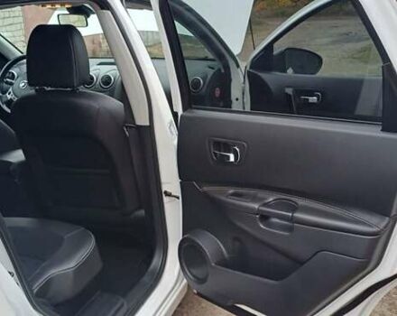 Ниссан Кашкай 2 2013 в Чернигове на Automoto.ua Белый Ниссан Кашкай 2, объемом двигателя 1.6 л и пробегом 230 тыс. км за 13650 $, фото 22 на Automoto.ua