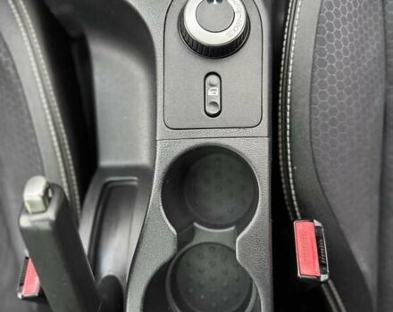 Ниссан Кашкай 2 2013 в Дубно на Automoto.ua Белый Ниссан Кашкай 2, объемом двигателя 1.6 л и пробегом 233 тыс. км за 11499 $, фото 23 на Automoto.ua