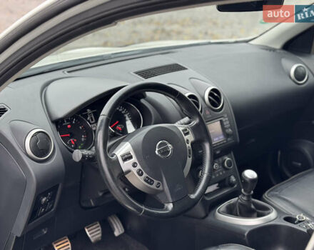 Ниссан Кашкай 2 2013 в Ровно на Automoto.ua Белый Ниссан Кашкай 2, объемом двигателя 1.6 л и пробегом 213 тыс. км за 12800 $, фото 43 на Automoto.ua