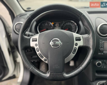 Белый Ниссан Кашкай 2, объемом двигателя 1.6 л и пробегом 215 тыс. км за 12599 $, фото 35 на Automoto.ua