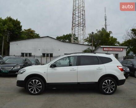 Белый Ниссан Кашкай 2, объемом двигателя 1.6 л и пробегом 346 тыс. км за 11500 $, фото 3 на Automoto.ua