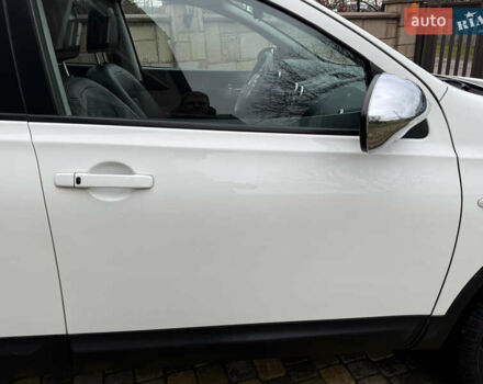 Белый Ниссан Кашкай 2, объемом двигателя 1.6 л и пробегом 220 тыс. км за 10650 $, фото 54 на Automoto.ua