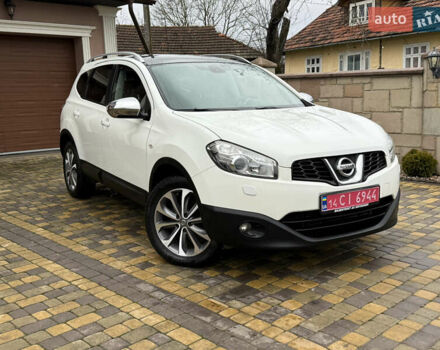 Белый Ниссан Кашкай 2, объемом двигателя 1.6 л и пробегом 220 тыс. км за 10650 $, фото 1 на Automoto.ua