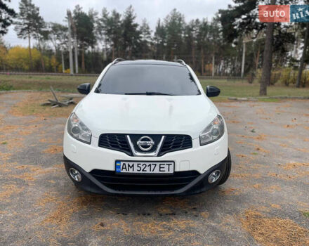 Ниссан Кашкай 2 2013 в Новых Санжарах на Automoto.ua Белый Ниссан Кашкай 2, объемом двигателя 1.5 л и пробегом 307 тыс. км за 10000 $, фото 3 на Automoto.ua