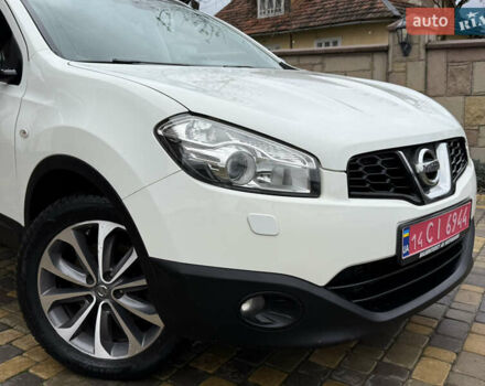 Белый Ниссан Кашкай 2, объемом двигателя 1.6 л и пробегом 220 тыс. км за 10650 $, фото 8 на Automoto.ua