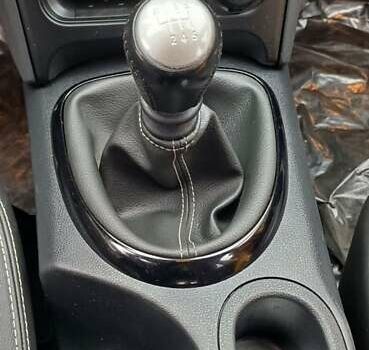 Ниссан Кашкай 2 2013 в Чернигове на Automoto.ua Белый Ниссан Кашкай 2, объемом двигателя 1.6 л и пробегом 230 тыс. км за 13650 $, фото 5 на Automoto.ua