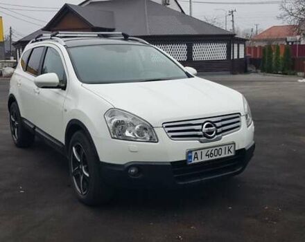 Белый Ниссан Кашкай 2, объемом двигателя 2 л и пробегом 240 тыс. км за 10500 $, фото 1 на Automoto.ua