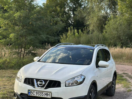 Ніссан Кашкай 2 2010 у Львові на Automoto.ua Білий Ніссан Кашкай 2, об'ємом двигуна 1.46 л та пробігом 241 тис. км за 11200 $, фото 1 на Automoto.ua