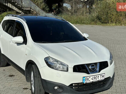 Білий Ніссан Кашкай 2, об'ємом двигуна 2 л та пробігом 215 тис. км за 12000 $, фото 1 на Automoto.ua