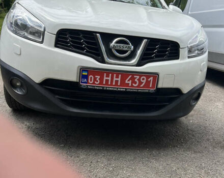Білий Ніссан Кашкай 2, об'ємом двигуна 1.5 л та пробігом 200 тис. км за 11000 $, фото 1 на Automoto.ua