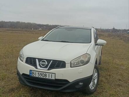 Белый Ниссан Кашкай 2, объемом двигателя 2 л и пробегом 118 тыс. км за 12500 $, фото 1 на Automoto.ua