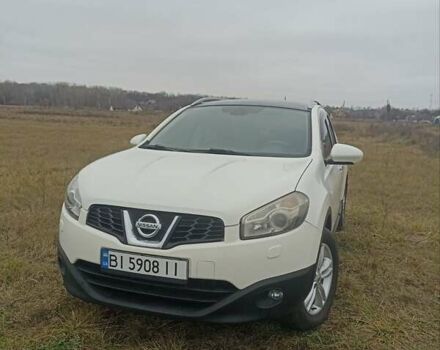 Белый Ниссан Кашкай 2, объемом двигателя 2 л и пробегом 118 тыс. км за 12500 $, фото 1 на Automoto.ua