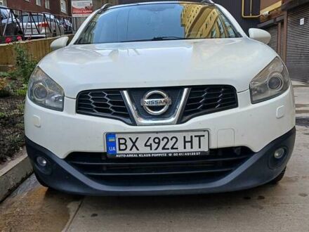 Ниссан Кашкай 2 2012 в Хмельницком на Automoto.ua Белый Ниссан Кашкай 2, объемом двигателя 1.6 л и пробегом 213 тыс. км за 11650 $, фото 1 на Automoto.ua