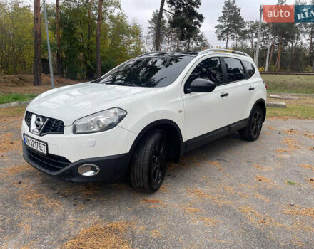 Ниссан Кашкай 2 2013 в Новых Санжарах на Automoto.ua Белый Ниссан Кашкай 2, объемом двигателя 1.5 л и пробегом 307 тыс. км за 10000 $, фото 1 на Automoto.ua