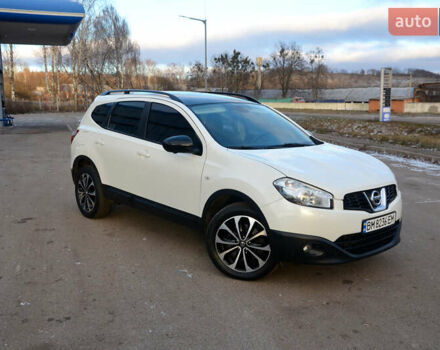 Белый Ниссан Кашкай 2, объемом двигателя 1.6 л и пробегом 203 тыс. км за 12950 $, фото 1 на Automoto.ua