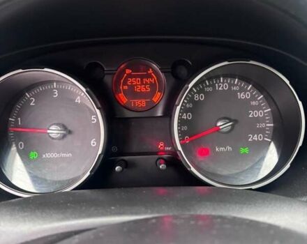 Бежевый Ниссан Кашкай 2, объемом двигателя 2 л и пробегом 250 тыс. км за 8800 $, фото 6 на Automoto.ua