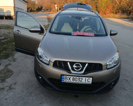 Ниссан Кашкай 2 2011 в Каменце-Подольском на Automoto.ua Бежевый Ниссан Кашкай 2, объемом двигателя 2 л и пробегом 250 тыс. км за 12000 $, фото 4 на Automoto.ua