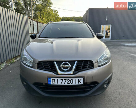 Бежевый Ниссан Кашкай 2, объемом двигателя 2 л и пробегом 250 тыс. км за 13400 $, фото 10 на Automoto.ua