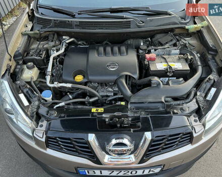 Бежевый Ниссан Кашкай 2, объемом двигателя 2 л и пробегом 250 тыс. км за 13400 $, фото 37 на Automoto.ua