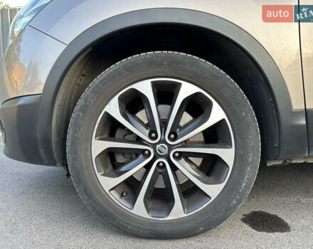 Бежевый Ниссан Кашкай 2, объемом двигателя 2 л и пробегом 250 тыс. км за 13400 $, фото 27 на Automoto.ua