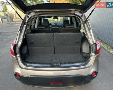 Бежевый Ниссан Кашкай 2, объемом двигателя 2 л и пробегом 250 тыс. км за 13400 $, фото 30 на Automoto.ua