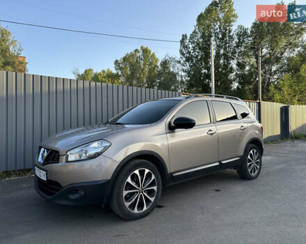 Бежевый Ниссан Кашкай 2, объемом двигателя 2 л и пробегом 250 тыс. км за 13400 $, фото 5 на Automoto.ua