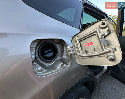 Бежевый Ниссан Кашкай 2, объемом двигателя 2 л и пробегом 250 тыс. км за 13400 $, фото 24 на Automoto.ua