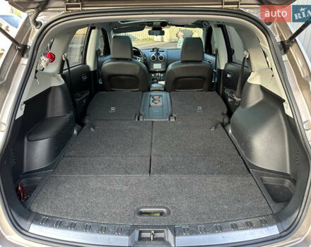 Бежевый Ниссан Кашкай 2, объемом двигателя 2 л и пробегом 250 тыс. км за 13400 $, фото 29 на Automoto.ua