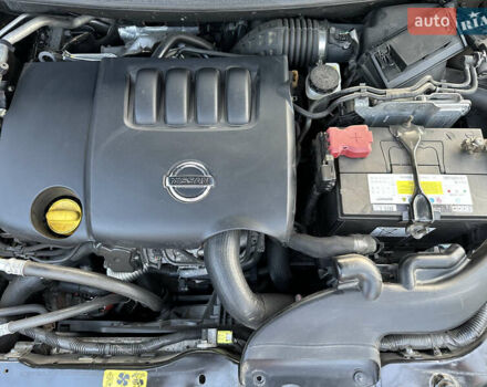 Бежевый Ниссан Кашкай 2, объемом двигателя 2 л и пробегом 250 тыс. км за 13400 $, фото 38 на Automoto.ua