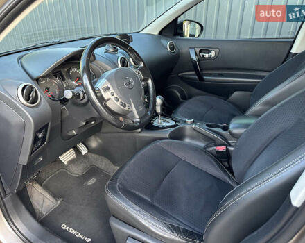 Бежевый Ниссан Кашкай 2, объемом двигателя 2 л и пробегом 250 тыс. км за 13400 $, фото 12 на Automoto.ua