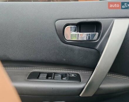 Ниссан Кашкай 2 2009 в Хусте на Automoto.ua Черный Ниссан Кашкай 2, объемом двигателя 2 л и пробегом 238 тыс. км за 9900 $, фото 15 на Automoto.ua