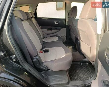 Черный Ниссан Кашкай 2, объемом двигателя 2 л и пробегом 365 тыс. км за 8400 $, фото 16 на Automoto.ua