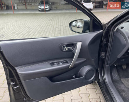 Черный Ниссан Кашкай 2, объемом двигателя 2 л и пробегом 231 тыс. км за 8900 $, фото 12 на Automoto.ua