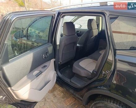 Черный Ниссан Кашкай 2, объемом двигателя 2 л и пробегом 365 тыс. км за 8400 $, фото 9 на Automoto.ua