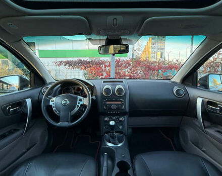 Черный Ниссан Кашкай 2, объемом двигателя 2 л и пробегом 210 тыс. км за 8800 $, фото 16 на Automoto.ua